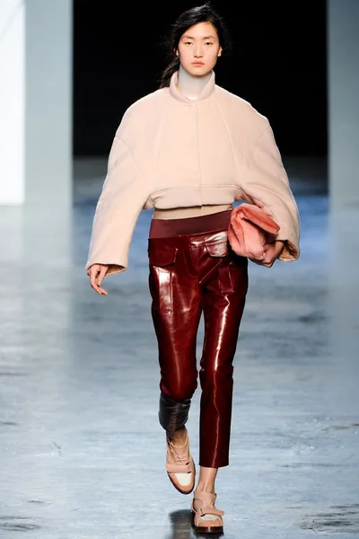 Look 2